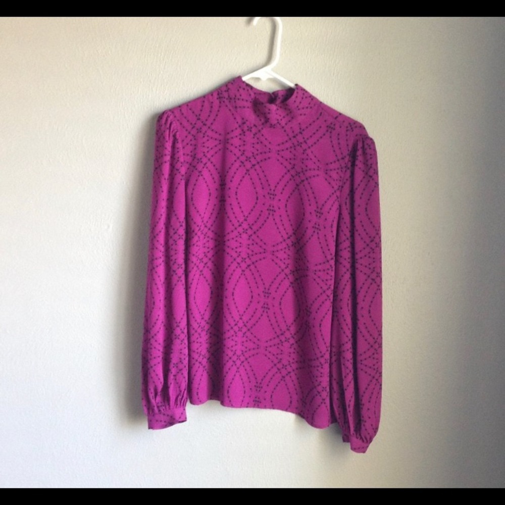 Beautiful polka dots top/shirt